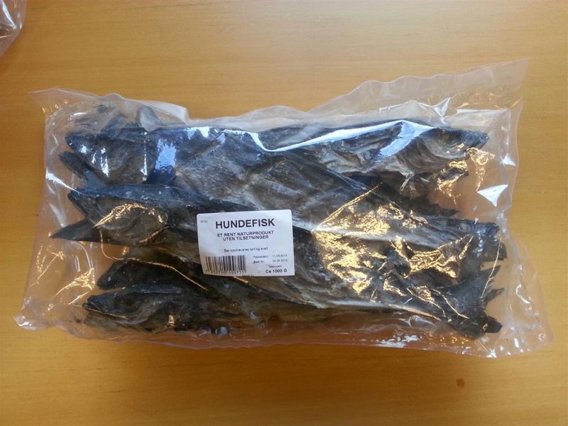 Hundetørrfisk Hel Pakket 1Kg 
